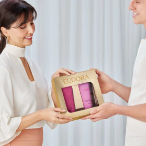 Kit Presente Natal Niina Secrets: Loção Hidratante Desodorante Corporal 100ml + Sabonete Líquido em Calda 100ml